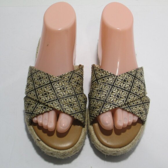 NEW ana a.n.a Berkely Womens Slides Sandals Size 6.5 - Picture 1 of 10
